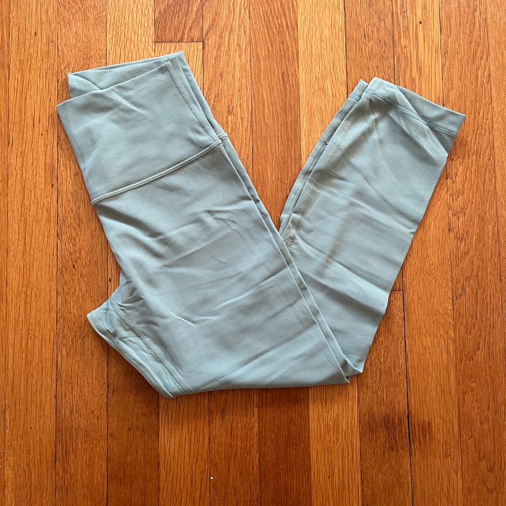 ***NEW** Light Green Lululemon Align Leggings